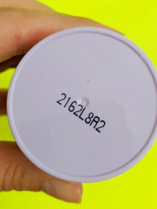 Victoria's Secret Lavendar & Vanilla Relax 24-hour Deodorant - Picture 3 of 3